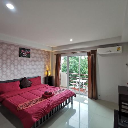 Tontalay Hotel Bangsaen Extérieur photo