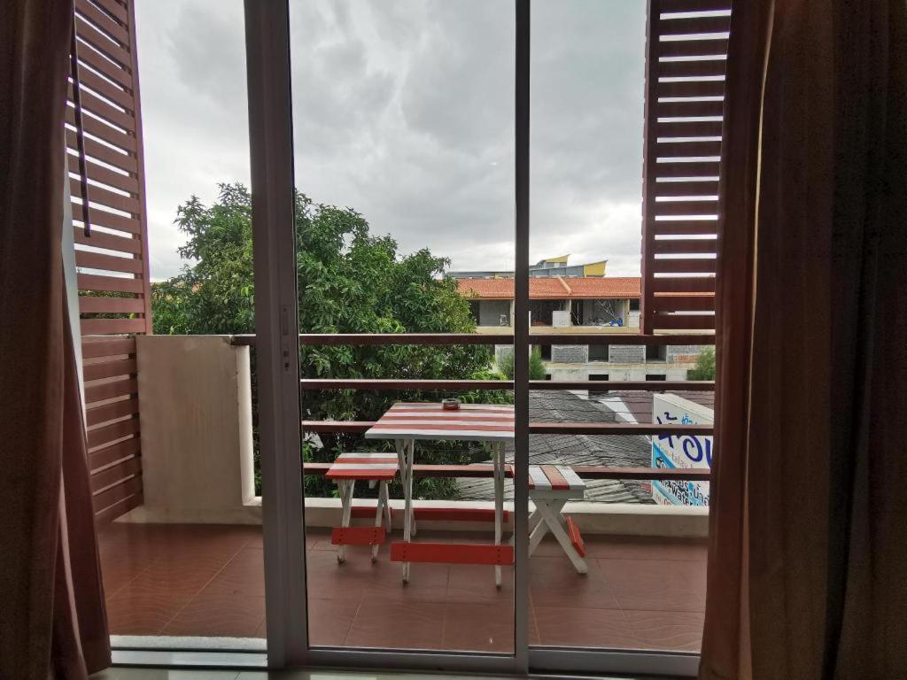 Tontalay Hotel Bangsaen Extérieur photo
