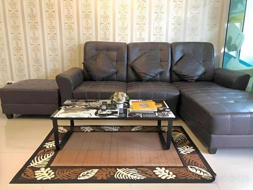 Tontalay Hotel Bangsaen Extérieur photo