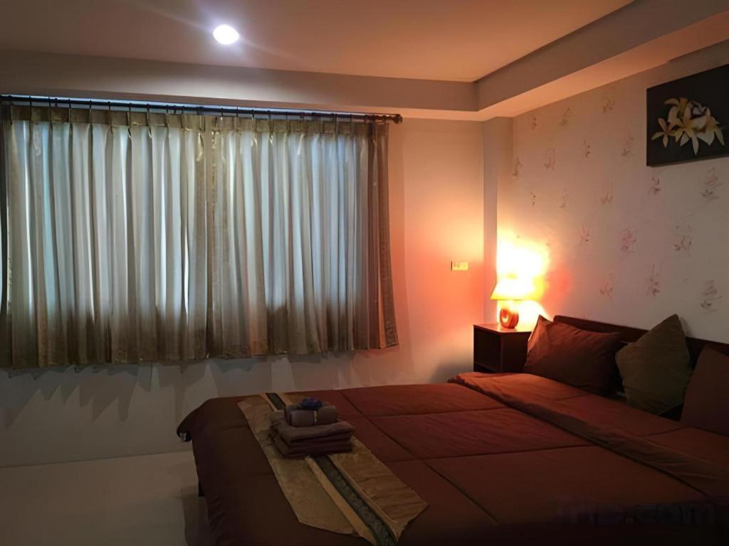 Tontalay Hotel Bangsaen Extérieur photo