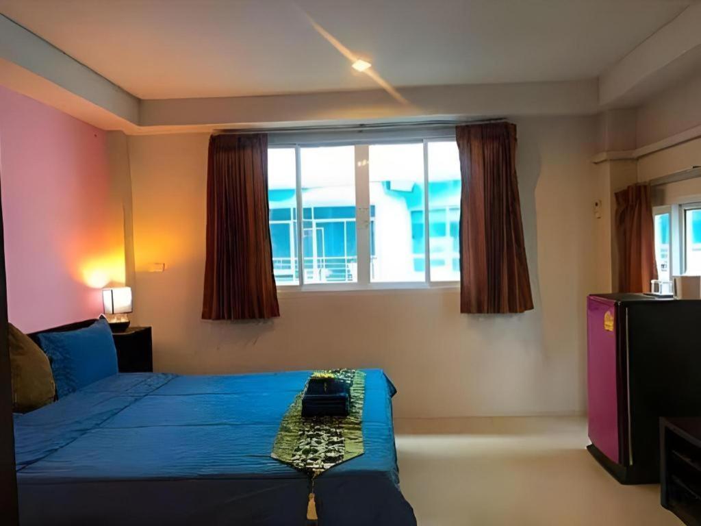 Tontalay Hotel Bangsaen Extérieur photo
